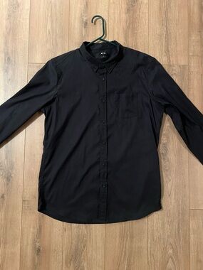 Oakley Black Long-Sleeve Button-Down Shirt